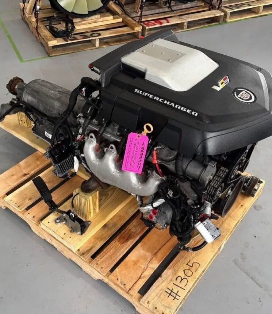 High Quality Electric Start Euro 2 Supercharged V8 250cc 430HP Engine Assembly with Intake Header Ready Vehicle Replacement