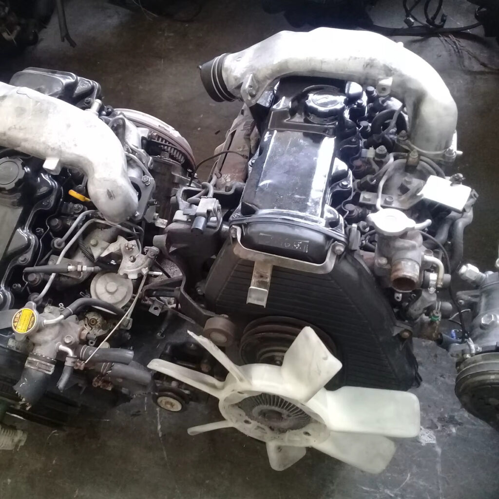 3L Diesel Engine 2.8L Hilu.x Dyna Motors 11-20 Seats 51-70 km/h Austria